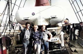 Около 20 байкальских нерп уплыли в Ангару на льдине