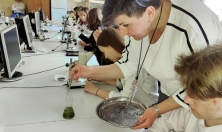 миниатюра - Лекция и практическое занятие «Роль спирогиры как идентификатора качества воды озера Байкал» для учеников образовательного комплекса «Точка будущего» - дополнительный вид 6