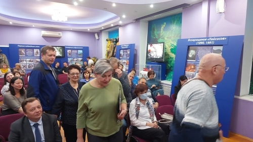 Поздравляем кандидата биологических наук Александра Борисовича Купчинского с победой в выборах директора БМ СО РАН! - основной вид